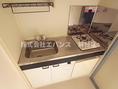 【キッチン】 | サンライズ長洲Ⅰ | コンパクトなキッチンで掃除もラクラク