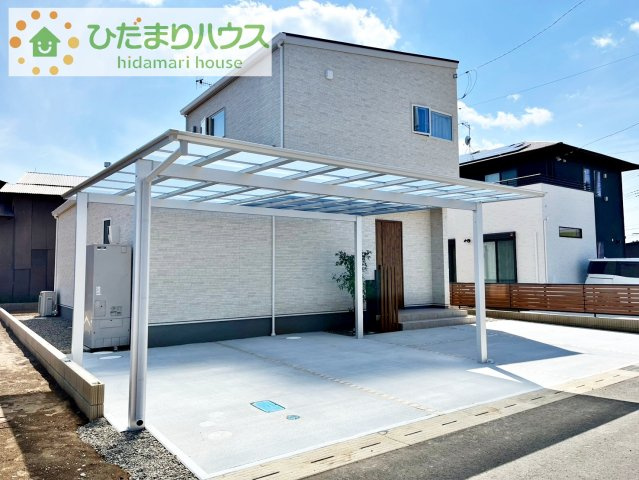 【駐車場】 | かすみがうら市稲吉5丁目　中古戸建 | カースペース４台ＯＫ！来客用にもスペースを確保できて安心ですね(^^)/