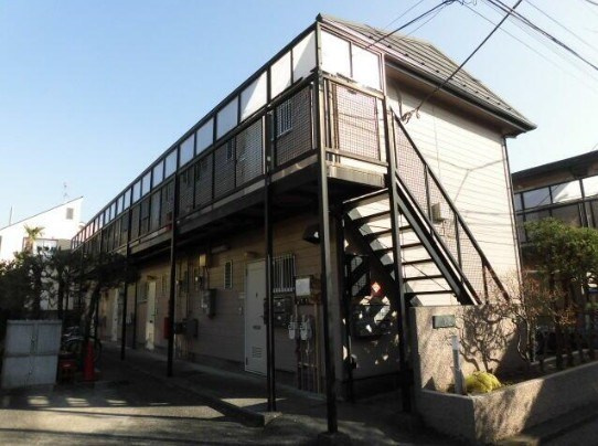 シャトルⅠのエントランス