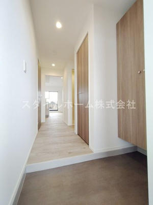 【玄関】 | ブルシア