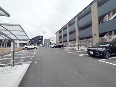 【駐車場】 | ブルシア