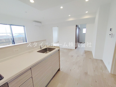 【居間・リビング】 | ブルシア