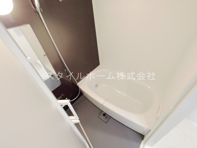 【浴室】 | ブルシア