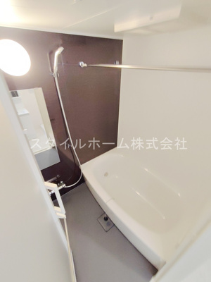 【浴室】 | ブルシア