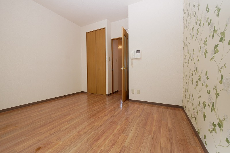 メゾン長束西の洋室|メゾン長束西102号室　