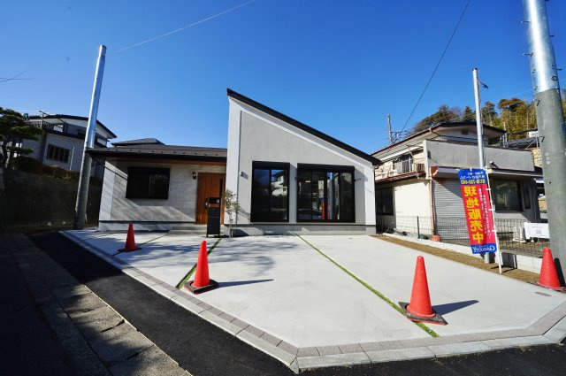 【横浜市旭区桐が作1662-1新築戸建て】★仲介手数料無料★（左近山小学校・左近山中学校）の外観