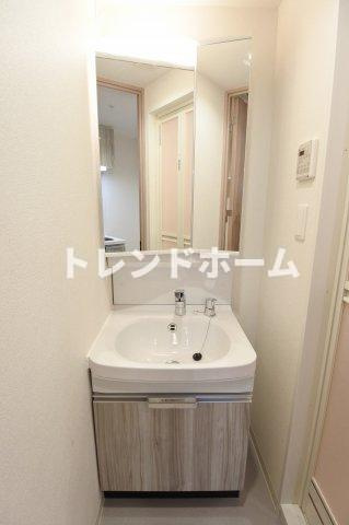 プレサンス松屋町ヴィゴラスの独立洗面台|選べる家電プランあり！！