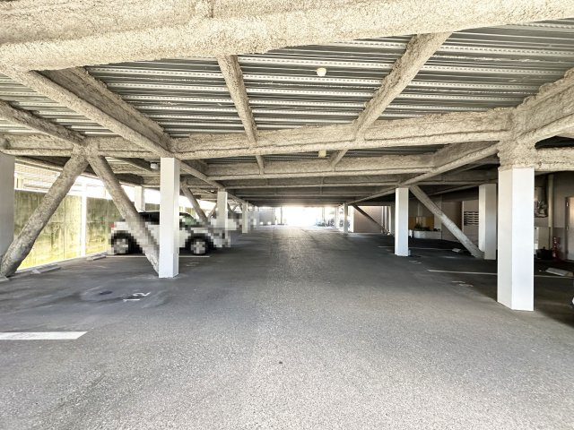 Ｒａｆｆｉｎｅの駐車場