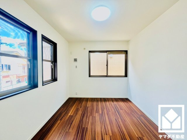 八幡市八幡植松の子供部屋