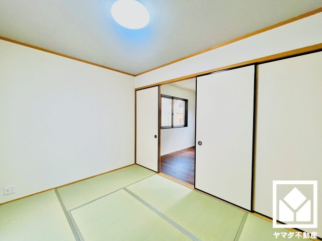 八幡市八幡植松の和室