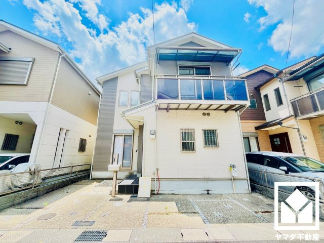 八幡市八幡植松の外観