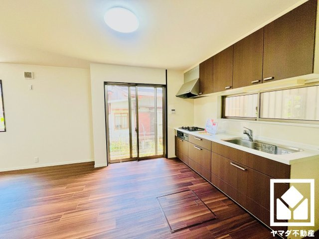 八幡市八幡植松のキッチン