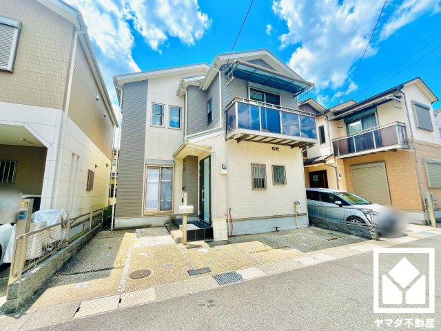 八幡市八幡植松の外観