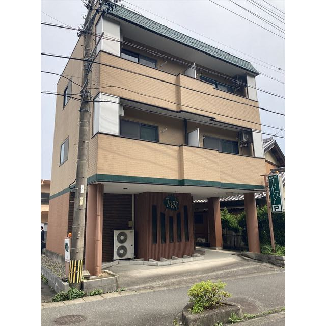 アロマージュフォレストの外観