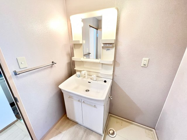 アルカディア四街道の洗面所|※別部屋参考写真