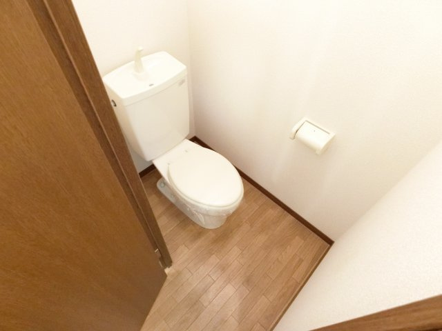 レコルト北のトイレ|同物件別部屋イメージ写真