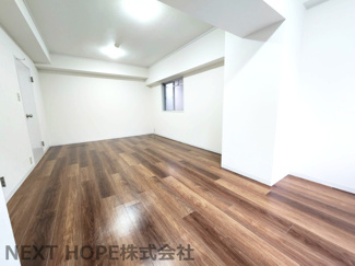 【洋室】 | 阪急逆瀬台マンション　角部屋・リフォーム済み | 洋室11帖です♪ゆったりとした居室です♪ぜひ現地でご確認ください！！