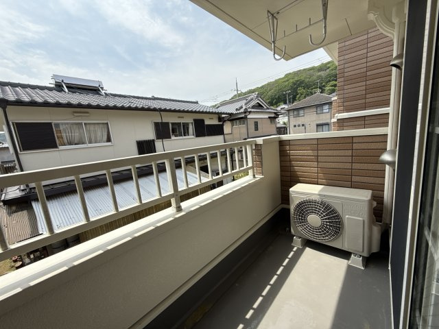 ヒルサイド緑ヶ丘Ｂのバルコニー