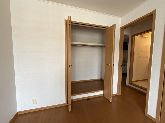 ヒルサイド緑ヶ丘Ｂの収納
