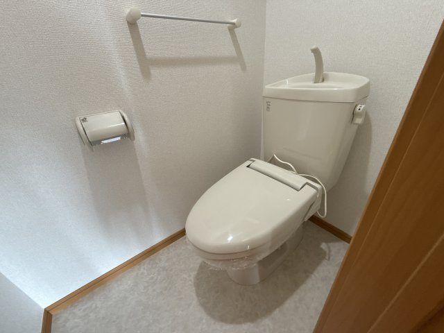 ヒルサイド緑ヶ丘Ｂのトイレ