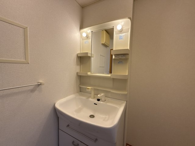 ヒルサイド緑ヶ丘Ｂの洗面所