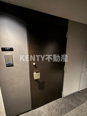 【玄関】 | ロイジェントパークス西馬込 ロイジェントパークス西馬込(103号室) | ゆったりとした玄関です