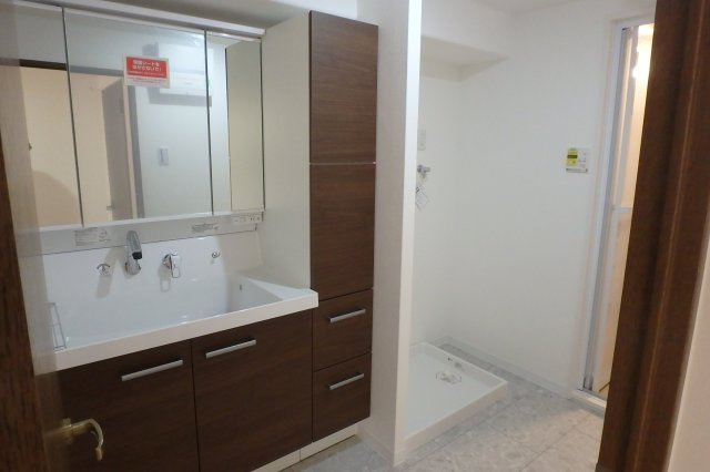 【独立洗面台】 | グラン・フェルティ本山