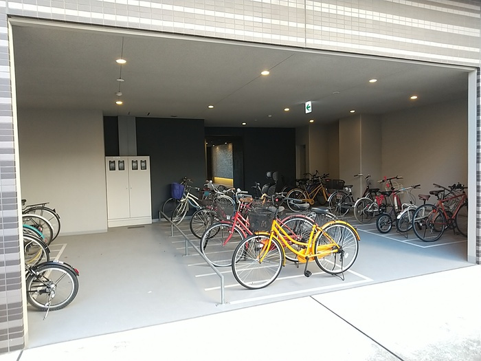 BRIGHT ABIKOの駐車場