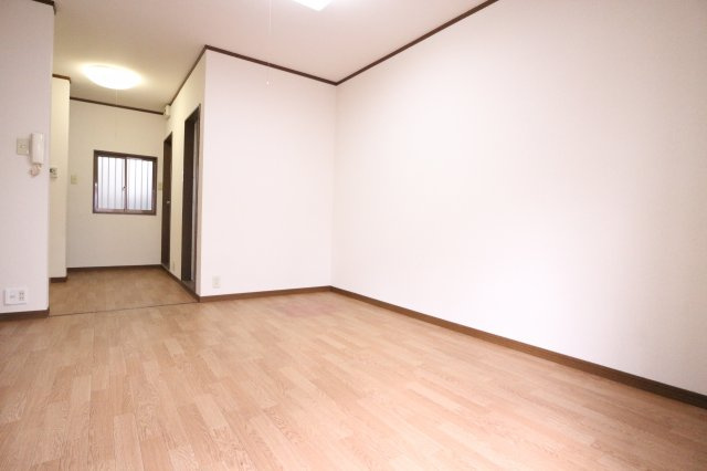 セオコート朝霧の居間・リビング