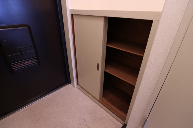 山手ハイツの収納