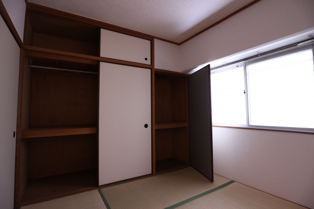 山手ハイツの収納