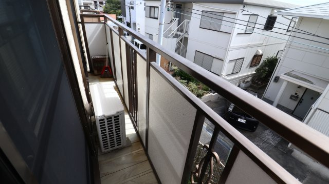 サニーヒル瑞ヶ丘のバルコニー
