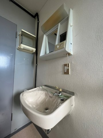 霞ヶ丘吉川ハイツの洗面所