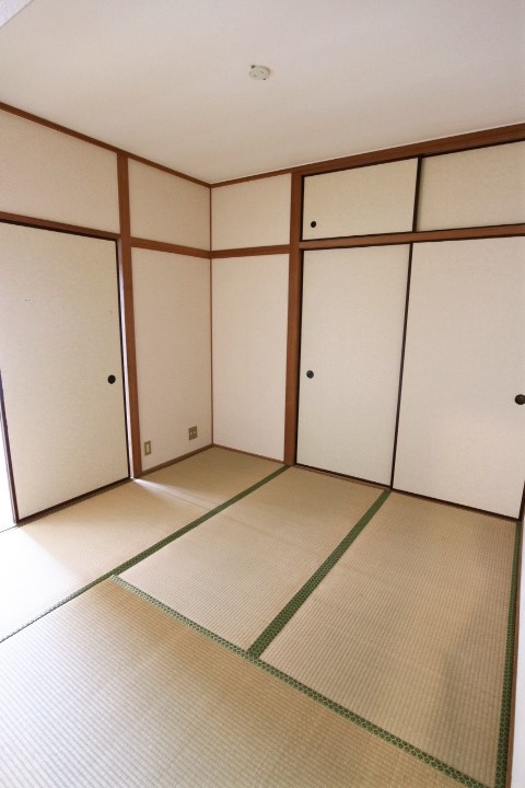 マンション大門の寝室