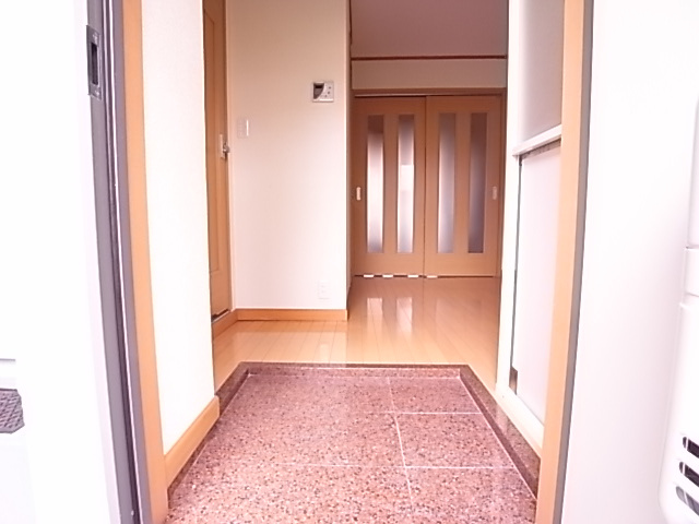 舞子坂ハイムの玄関