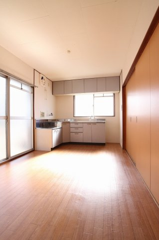 森マンションの居間・リビング