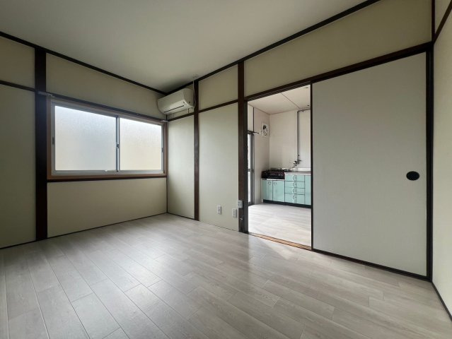 名谷町戸建ての居間・リビング