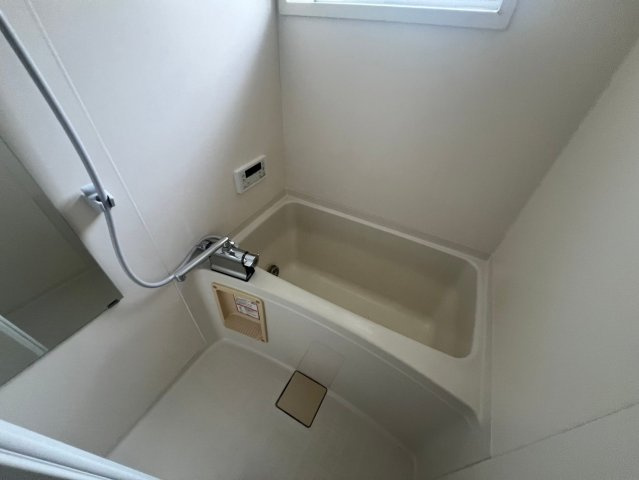 名谷町戸建ての浴室