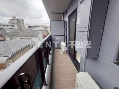 【バルコニー】 | ロイジェントパークス西馬込 ロイジェントパークス西馬込(402号室) | 広々としたバルコニーです