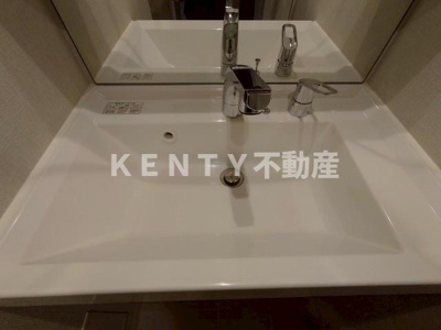 【洗面所】 | ロイジェントパークス西馬込 ロイジェントパークス西馬込(402号室) | スペースが確保できる洗面所です