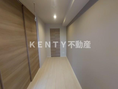 【寝室】 | ロイジェントパークス西馬込 ロイジェントパークス西馬込(402号室) | 広くて明るい寝室