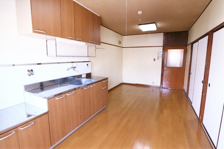 垂水農住団地8号棟の居間・リビング