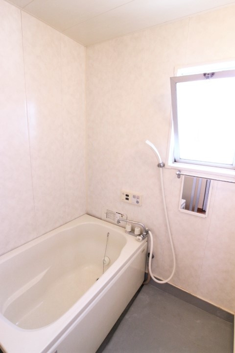 垂水農住団地8号棟の浴室