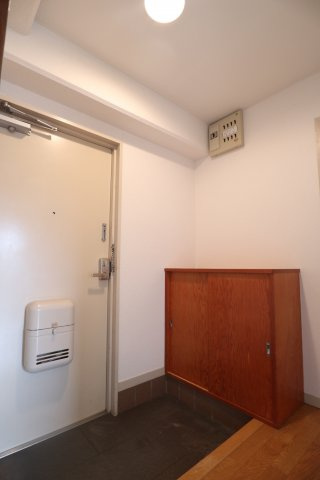 泉ヶ丘マンションのエントランス