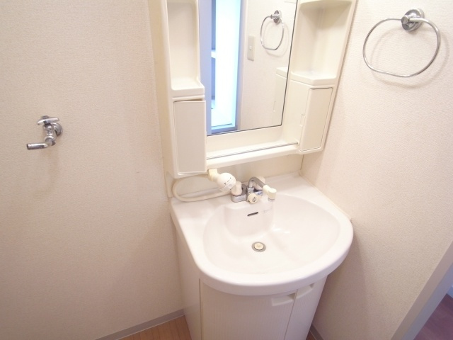 ラピート６Xの独立洗面台