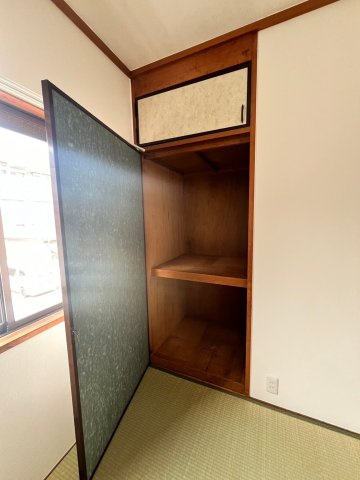 シティハイム歌敷山の収納