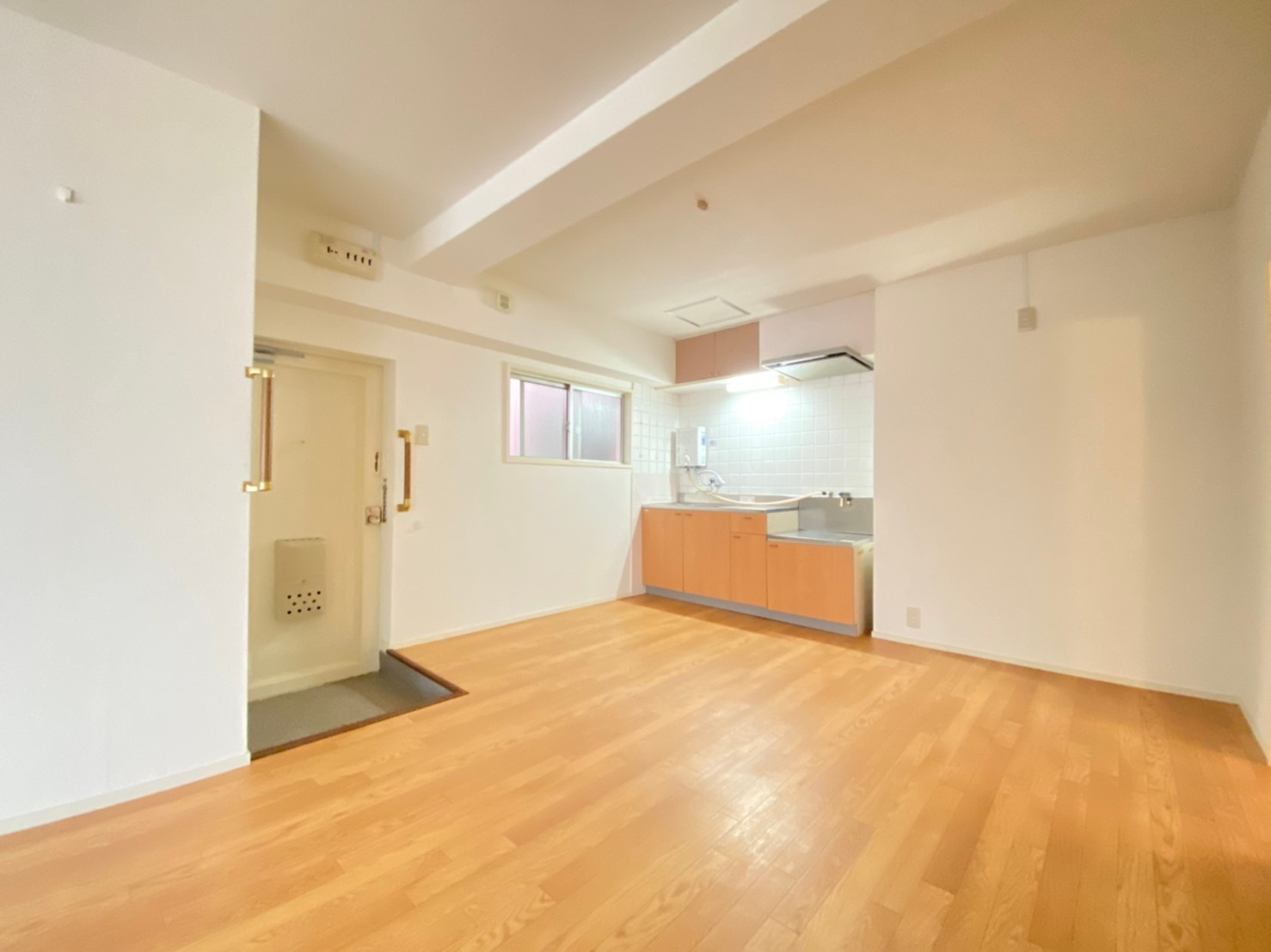 光陽ハイツの居間・リビング