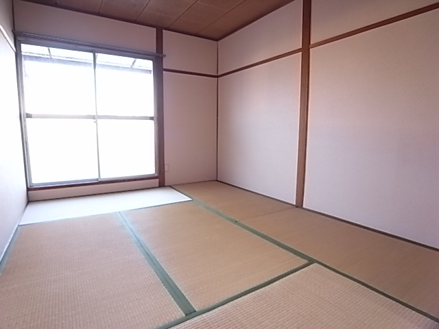 千鳥が丘3丁目貸家の寝室