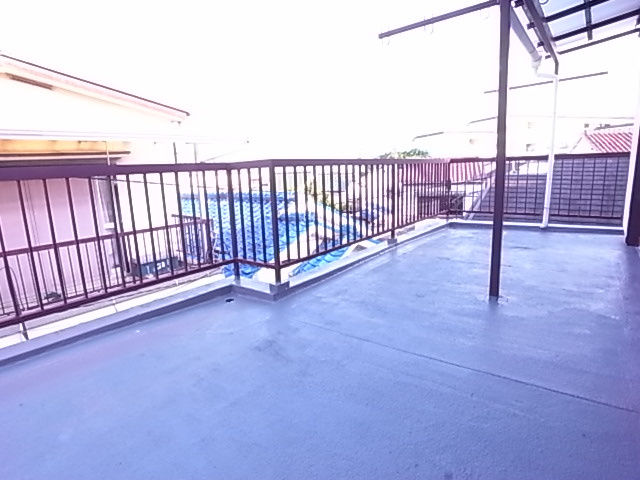 千鳥が丘3丁目貸家のバルコニー