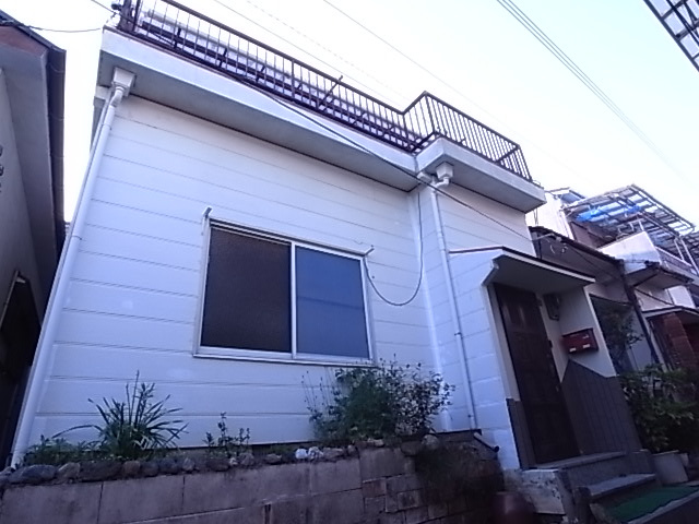 千鳥が丘3丁目貸家